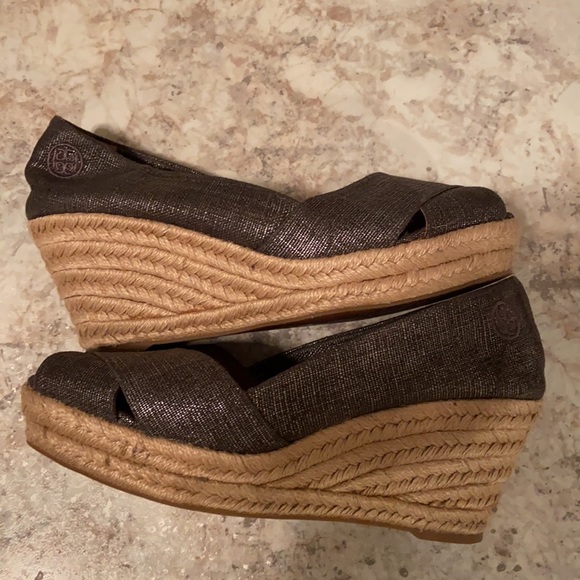 Tory Burch Wedges Size 10 - Picture 7 of 8